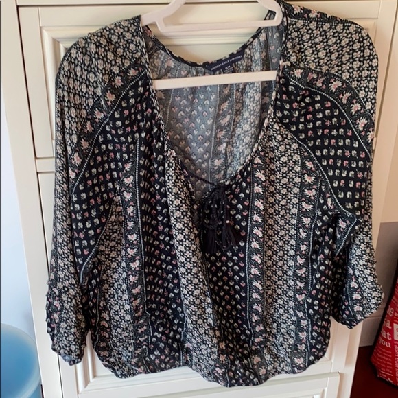 American Eagle Outfitters Tops - Americana Eagle Floral Blouse with Tassle Tie